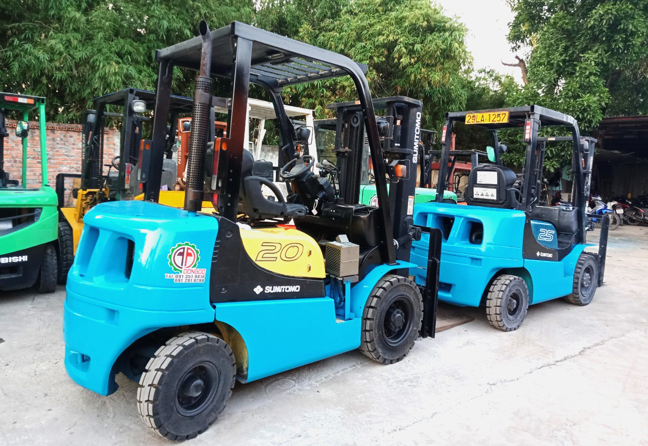 Bán và cho thuê xe nâng chạy điện, xe nâng người
