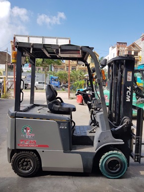 XE NÂNG TCM FB25