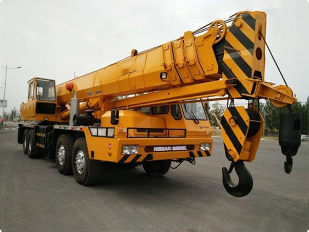XE CẨU BÁNH LỐP TỪ 70-100 TẤN